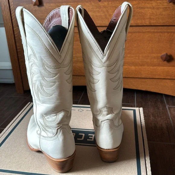 Tecovas Annie Cowboy Boots in Ivory Leather size 7 - Picture 5 of 6